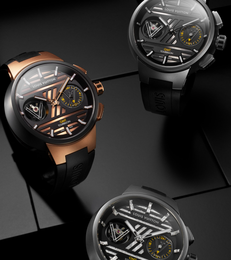 Giá của đồng hồ Louis Vuitton Tambour Curve GMT Flying Tourbillon